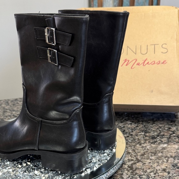 Coconuts by Matisse Basil Black mid calf Buckle moto Boots NEW 7 - Picture 8 of 17
